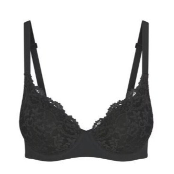SKIMS Other - NWT SKIMS FITS EVERYBODY LACE T-SHIRT BRA ONYX 36D